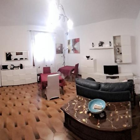 Room Grigra Анкона Екстериор снимка
