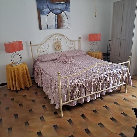 Room Grigra Анкона Екстериор снимка