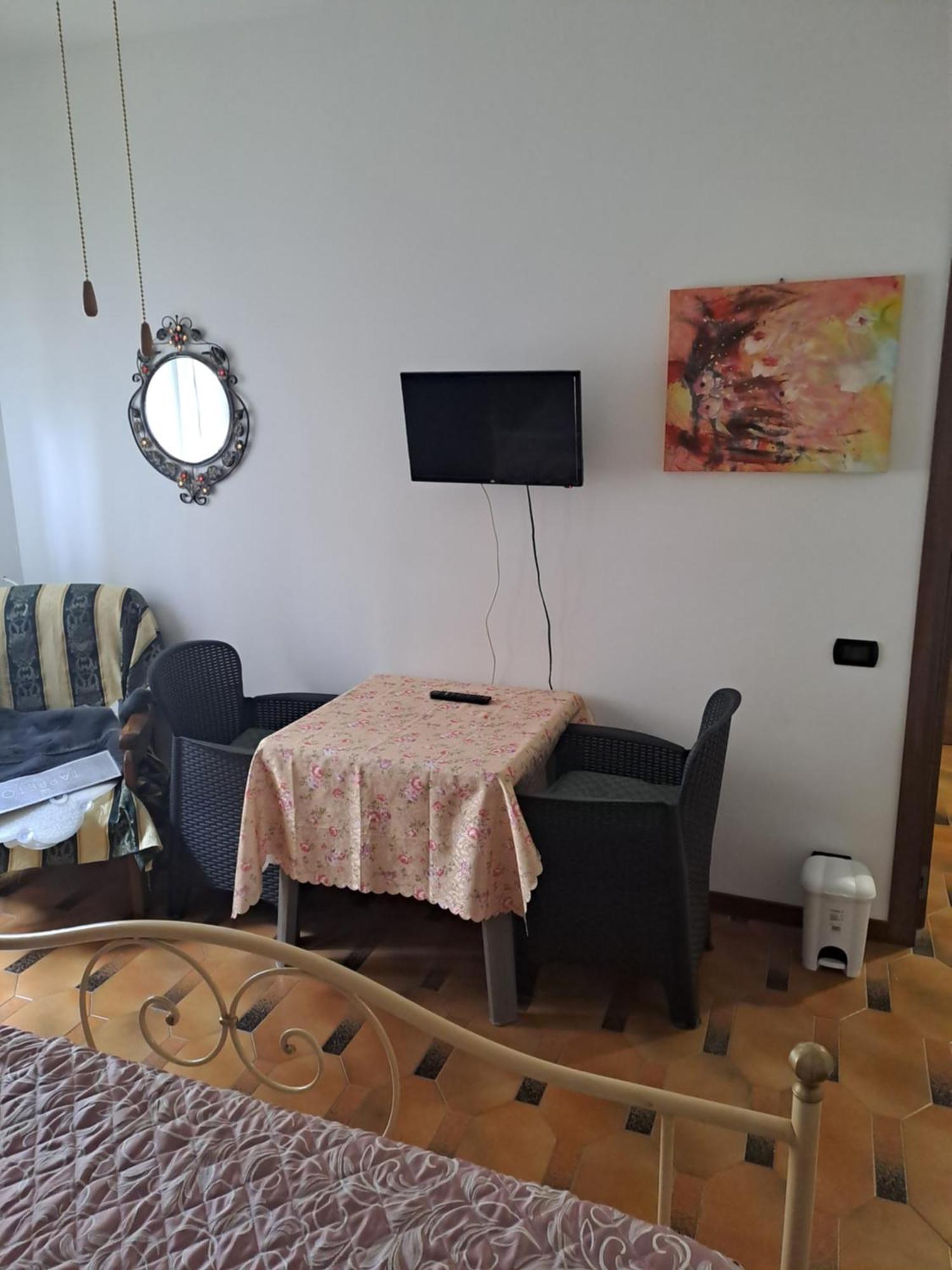 Room Grigra Анкона Екстериор снимка